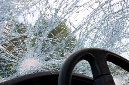 Houston Top Auto Glass replace this type of Windshield Cracks